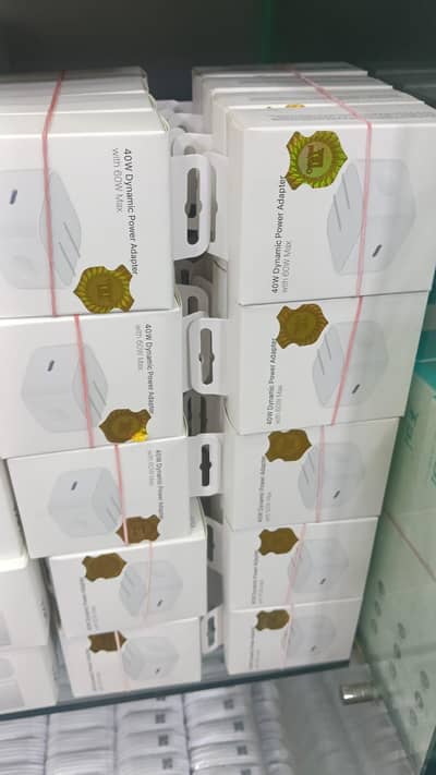 iphone 17 pro max adopter(45 watt ]