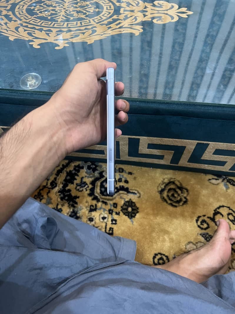 Google Pixel 7a 3