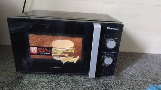 microwave oven