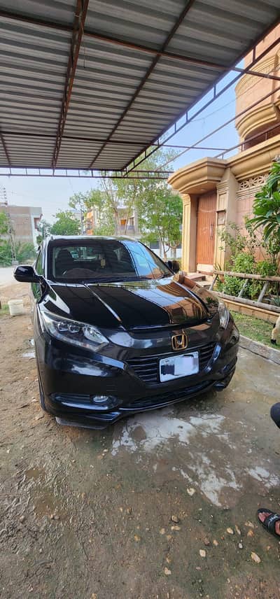 Honda Vezel Hybrid Z 2014