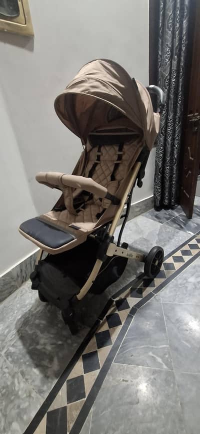 baby stroller 10/10 condition