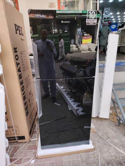For sale refrigerator 8768