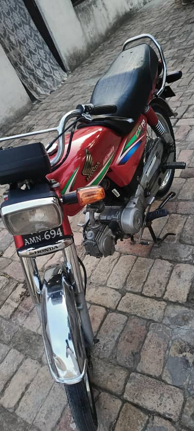 Honda cd70 2016 modal