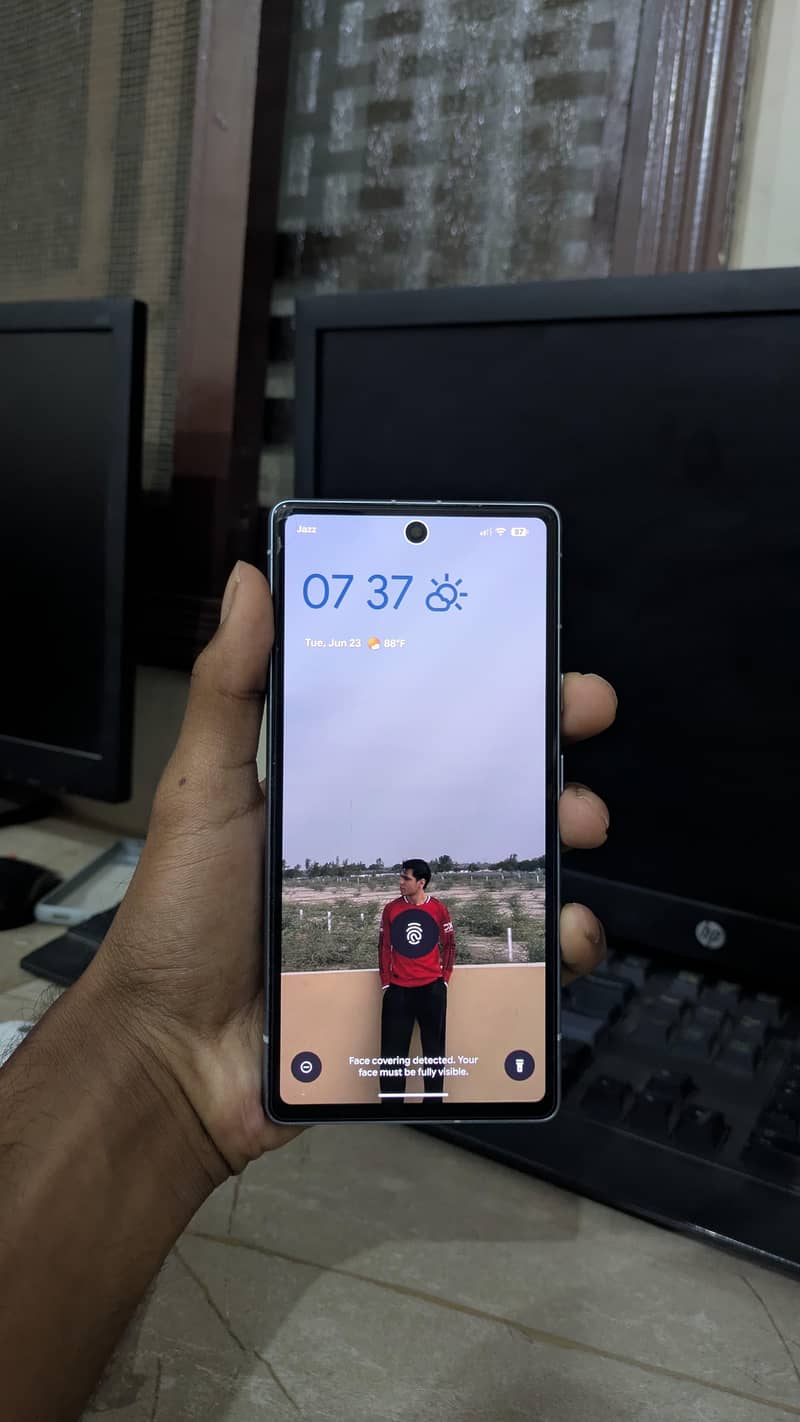 Google Pixel 7a 2