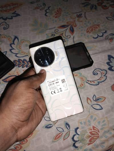 Tecno Spark 20 Pro Plus