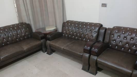 6 Seater beautiful wooden frame sofa set for sale