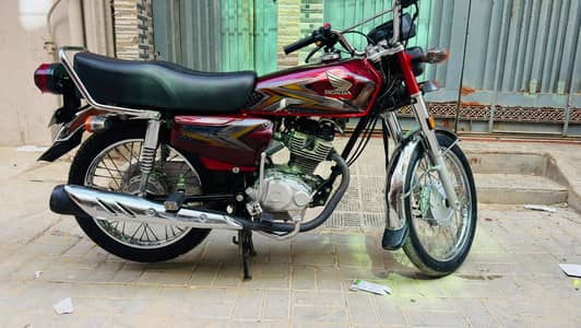 Honda CG 125 - 2025
