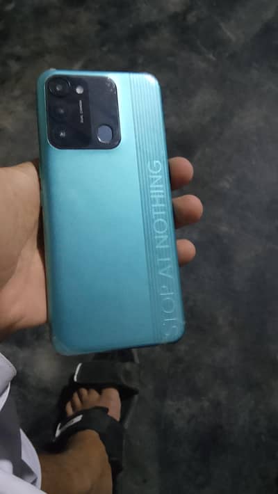 Tecno Spark 8C