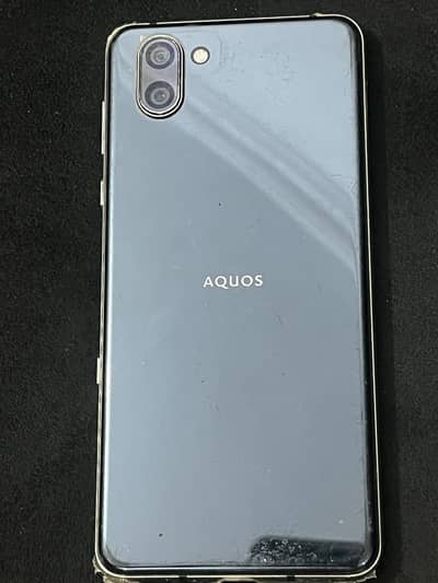 Sharp Aquos R3