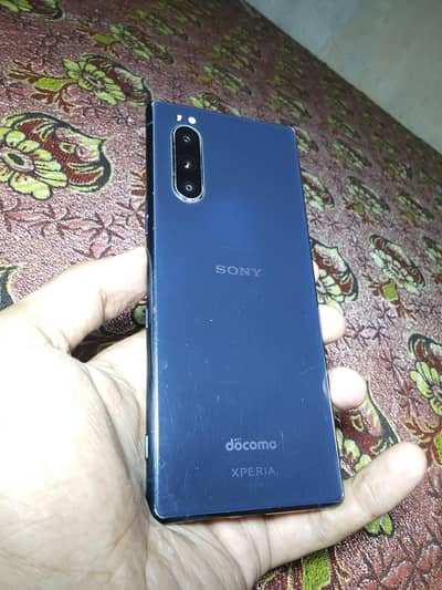 Sony Experia 5