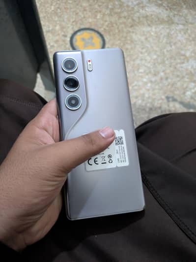 Tecno CAMON 40 Pro