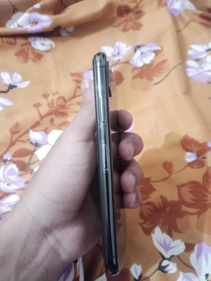Apple iPhone X 2