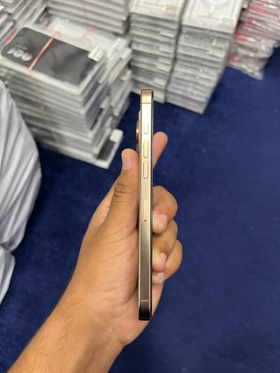 iPhone 16 Pro Max 256GB – With Box – 95% Battery Health