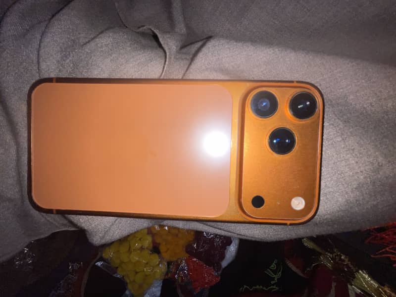 Apple iPhone 17 Pro Max 3
