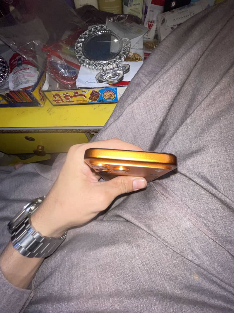 Apple iPhone 17 Pro Max 5