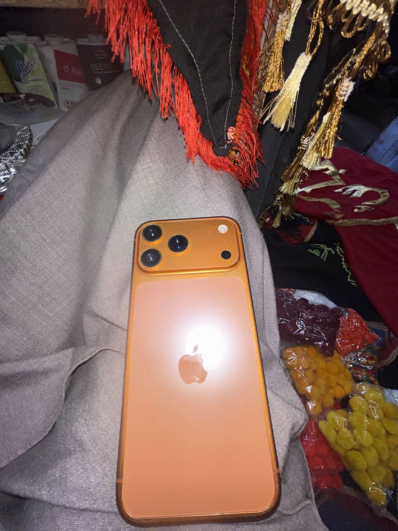 Apple iPhone 17 Pro Max 6