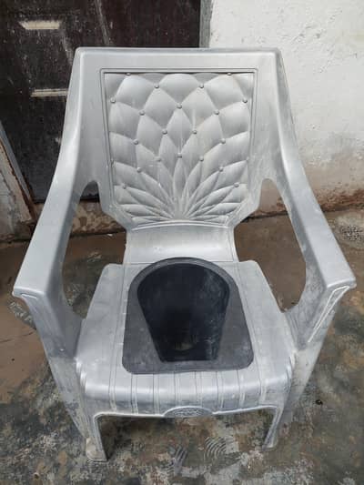 1 TOILET CHAIR BIG SIZE FIBER HIGH QUALITY PARALYZE PATIENT