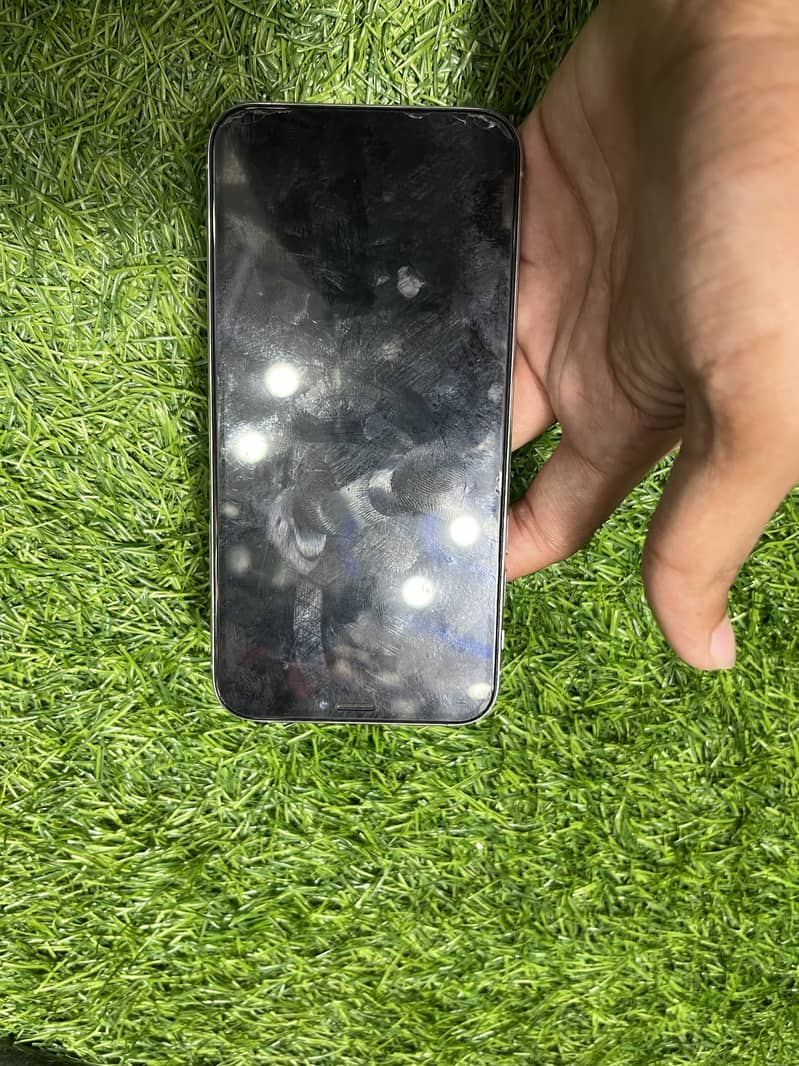 Apple iPhone X 4