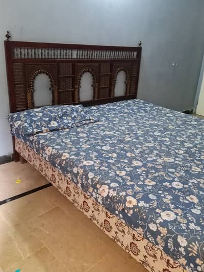 BEDROOM SET
