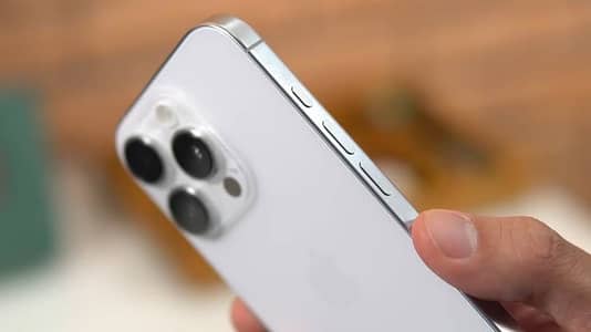 Apple iPhone 16 Pro Max