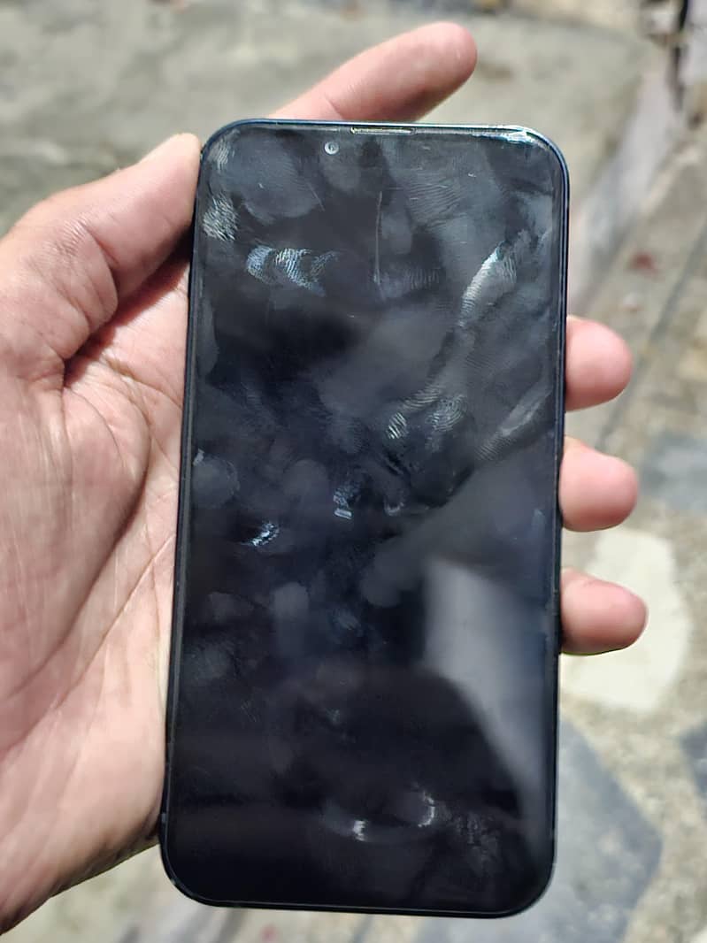 Apple iPhone 13 1