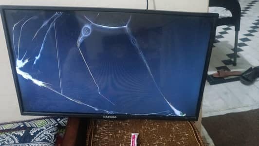 Damaged Screen imported Daewoo LED