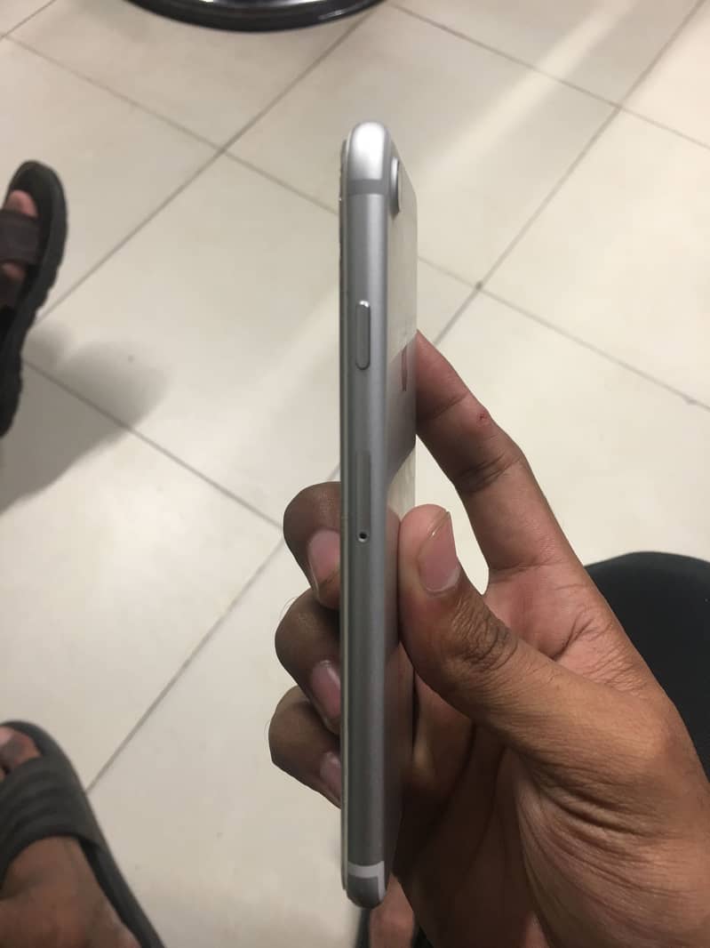 Apple iPhone 7 6