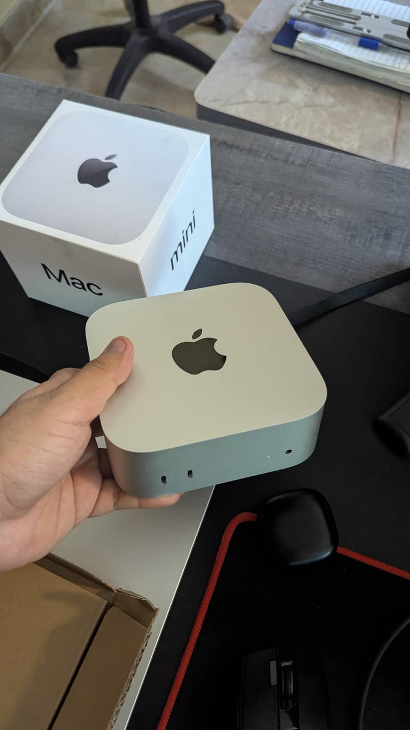 Apple Mac Mini M4  16GB RAM  256GB SSD  Like New 0