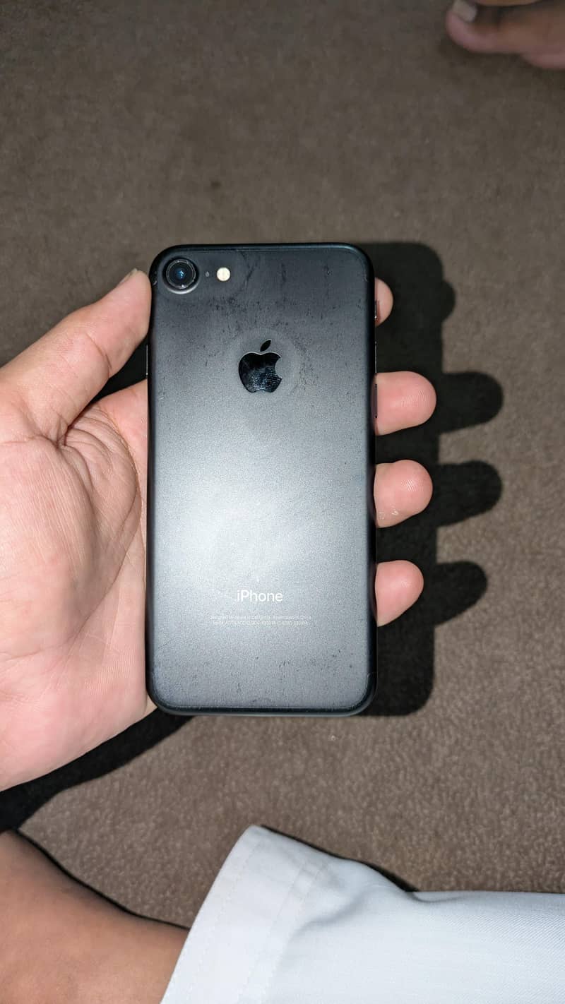 Apple iPhone SE 0
