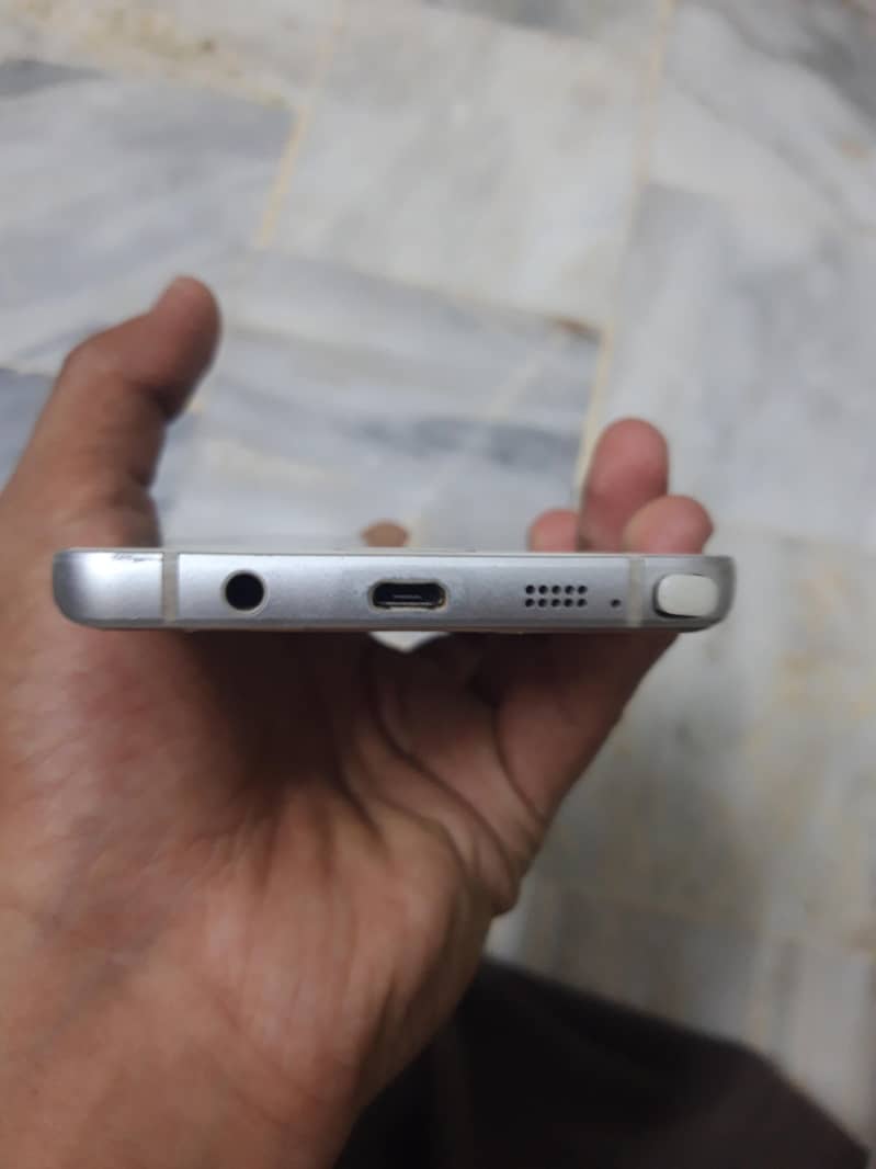Samsung Mobile Note5 5