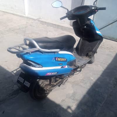 Electric scooty