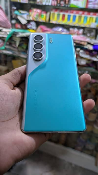 Tecno CAMON 40 Pro