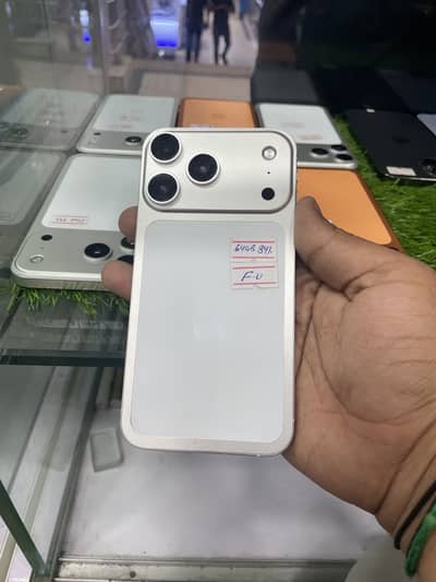 Apple iPhone 11 convert 17pro