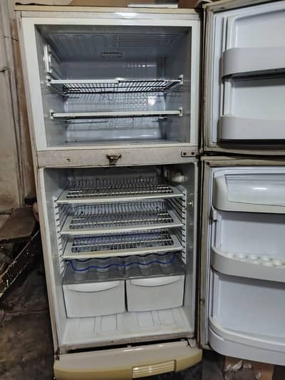pel freezer for sale all ok ha no any falt larg size ha