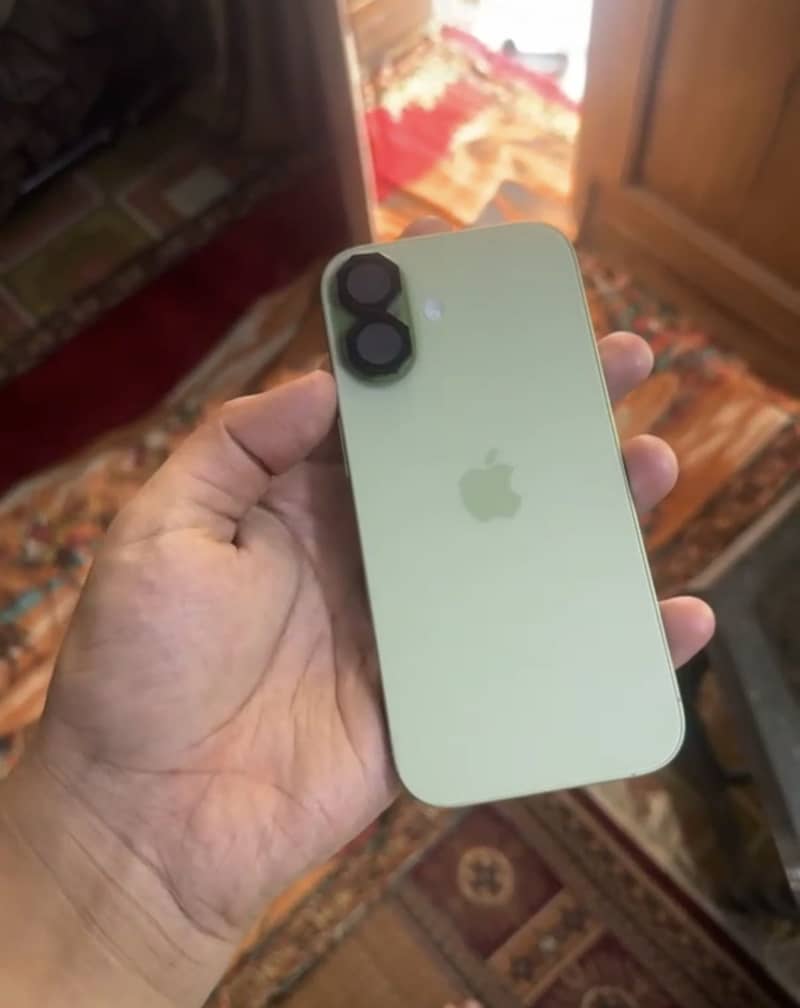 Apple iPhone 17 2