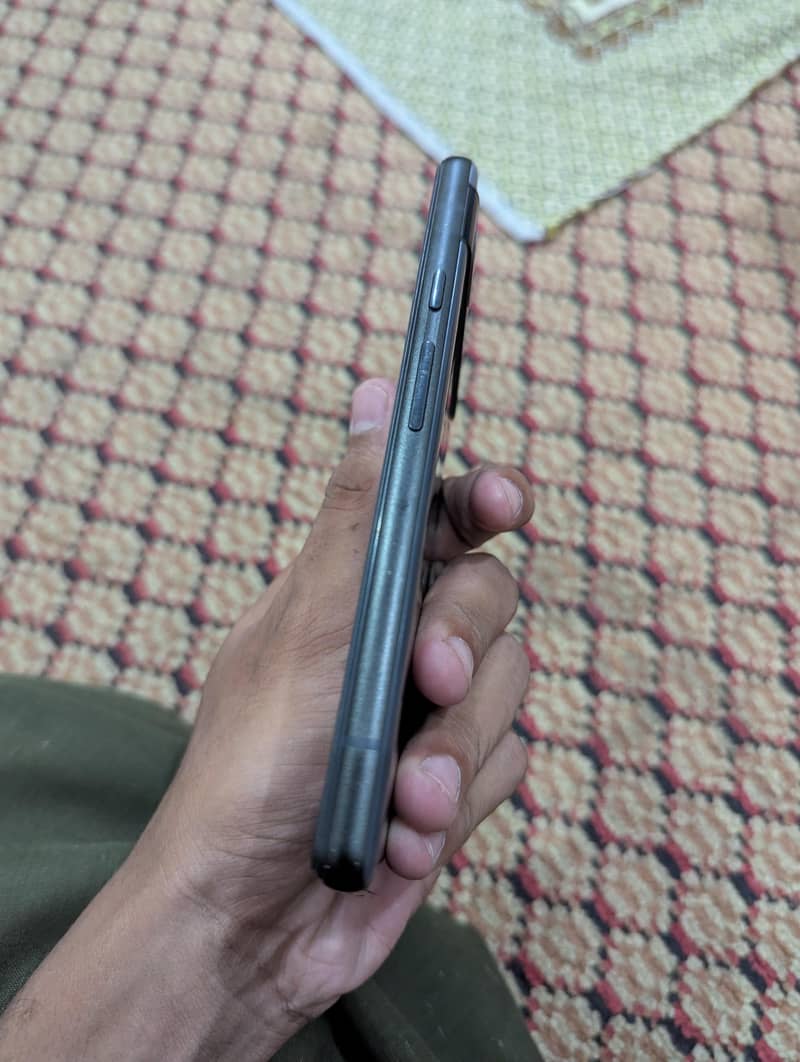 google pixel 6a 5