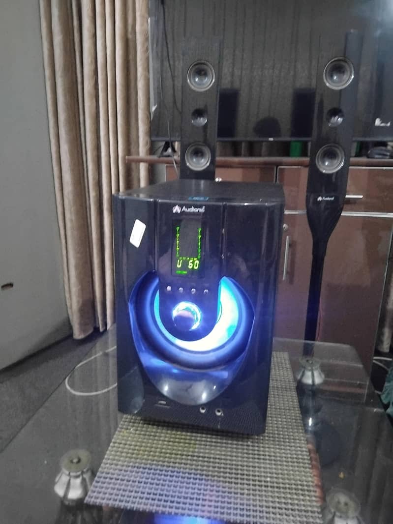 Audionic bluetooth speakers 0