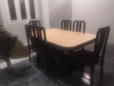 Dining Table Set for sale