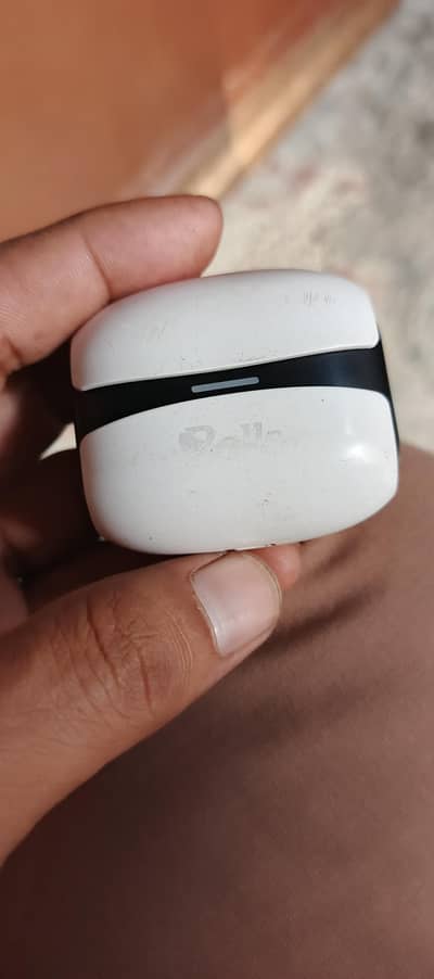 Earbuds