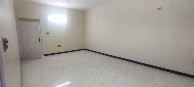400 Yards House For Rent
