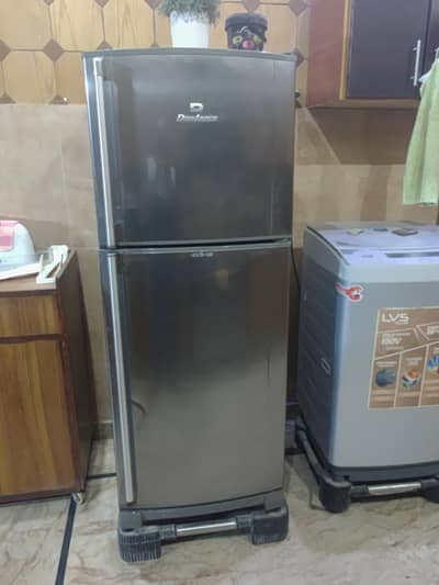 DAWLANCE REFRIGERATOR