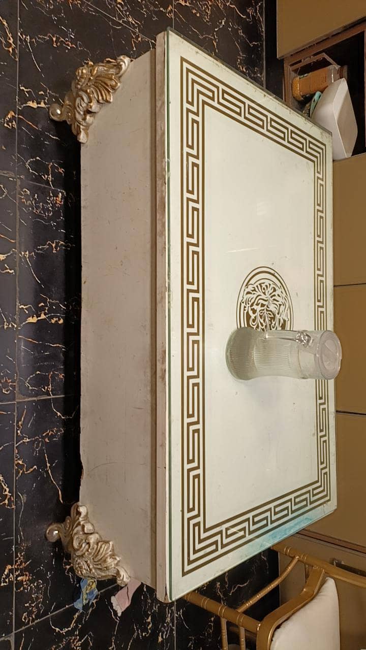 centre table 4
