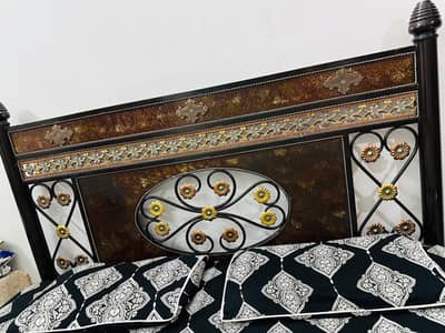 bed with metrss sale