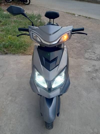 MOTRO THRILL ELECTRIC SCOOTY FOR SALE