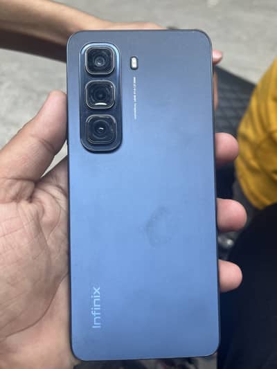 Infinix Hot 50 8+5 ram 128gb with box charger 15 din ki warranty