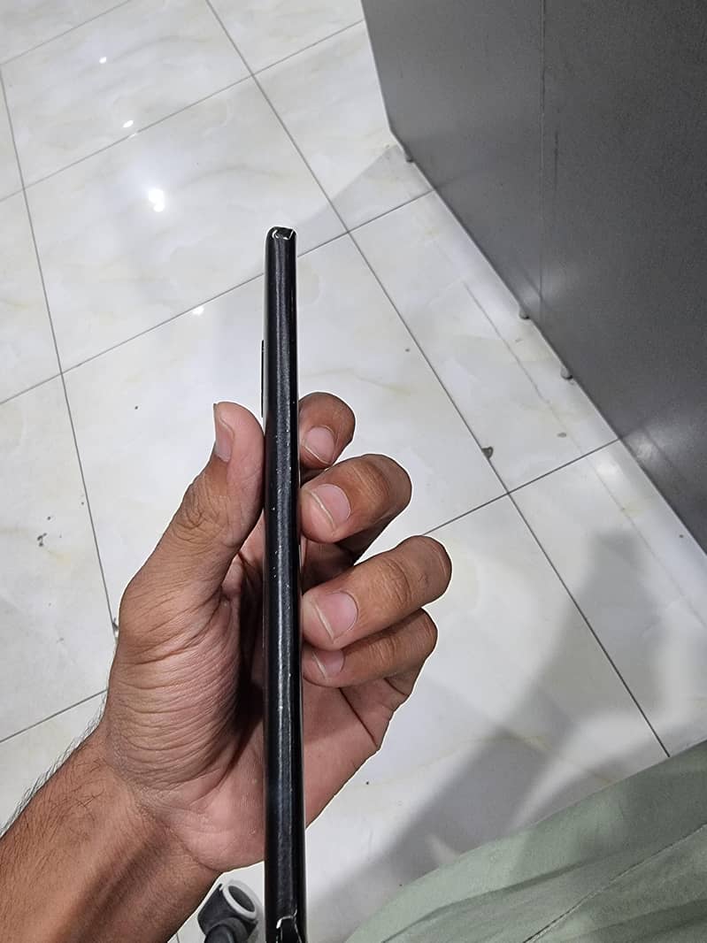 Sharp Aquos Zero 2 2