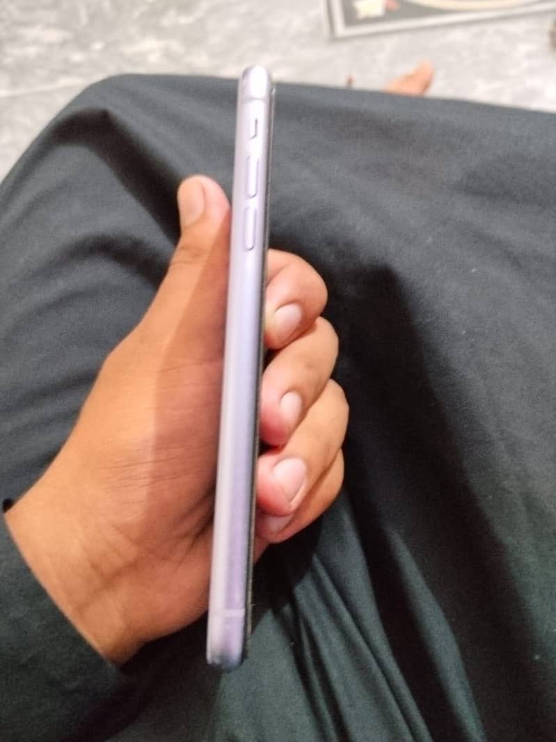 Apple iPhone 11 2