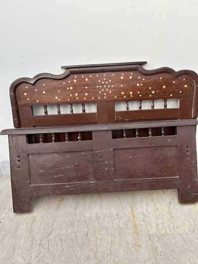 Woden bed with metress