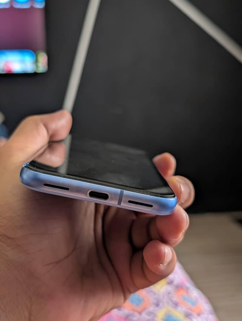 Google Pixel 8a 4