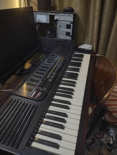 CASIO KEYBOARD PIANO/EXCELLENT CONDITION URGENT SELL.